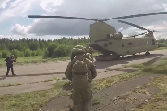 Apklausa parodė, kad amerikiečiai nusiteikę ginti Baltijos šalis nuo Rusijos