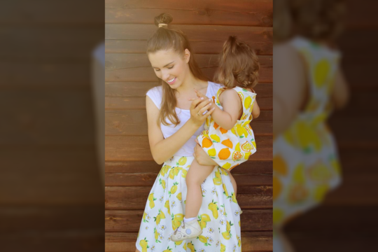 Dėl didelių kainų šokiruota garsi mama stojo ginti jaunų šeimų 