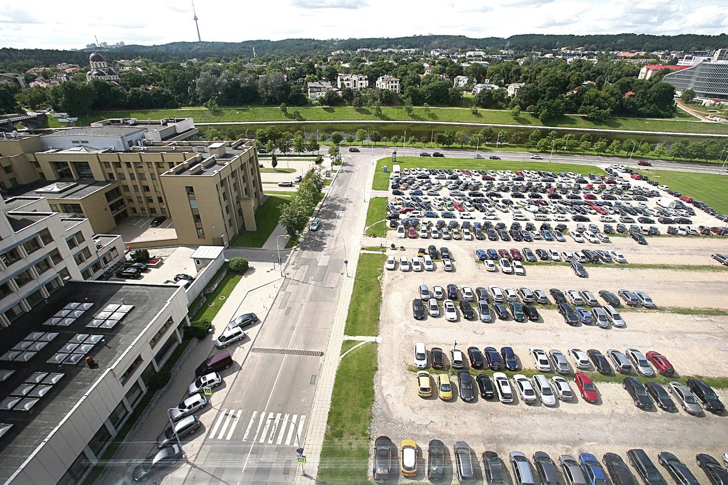 Dar sunku pasakyti, kada šioje dykvietėje Vilniaus centre, šalia Seimo, gali iškilti vyriausybinių pastatų kompleksas.