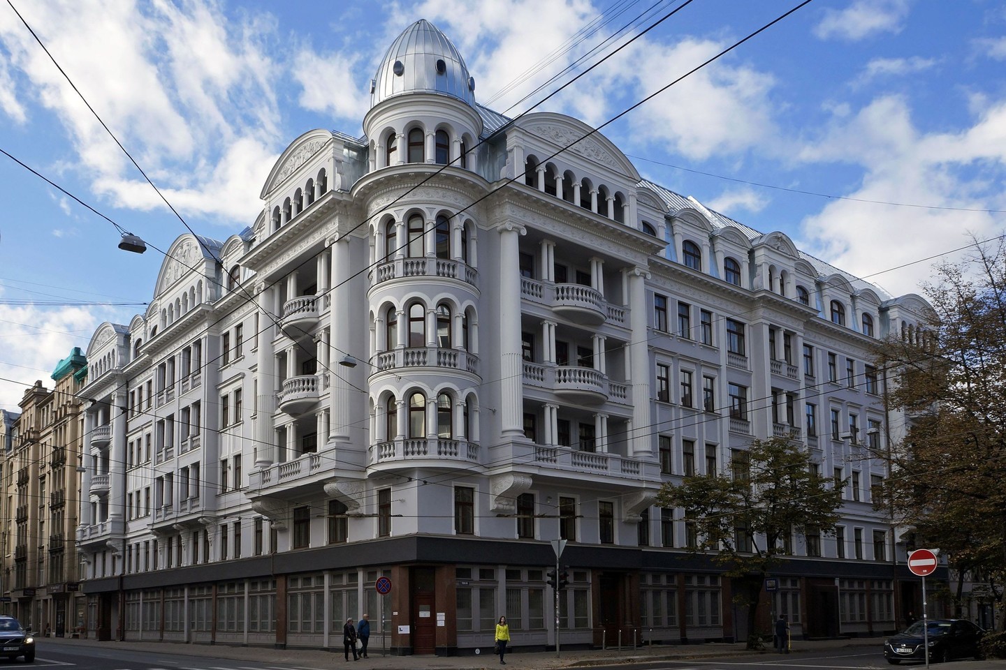 Daug metų šis pastatas stovėjo kaip priminimas apie baisią Latvijos istorijos dalį, tačiau 2014 m. namas buvo atidarytas „Rygos – Europos kultūros sostinės“ renginių proga.<br> 123rf.com nuotr.