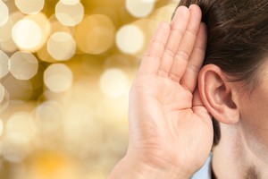 Netikėtai atsiradęs nemalonus pojūtis ausyje gali slėpti labai rimtas ligas