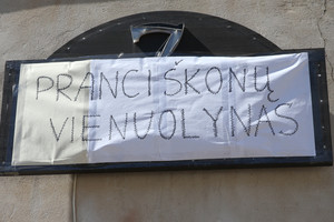 Barą jėga uždarę vienuoliai pasakė, kas atsiras jo vietoje