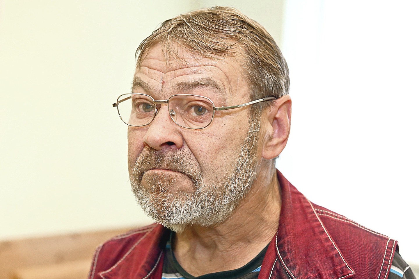 V.Šlapelis tikino, kad alkoholiu malšino skausmus, o tada važiavo pas medikus.