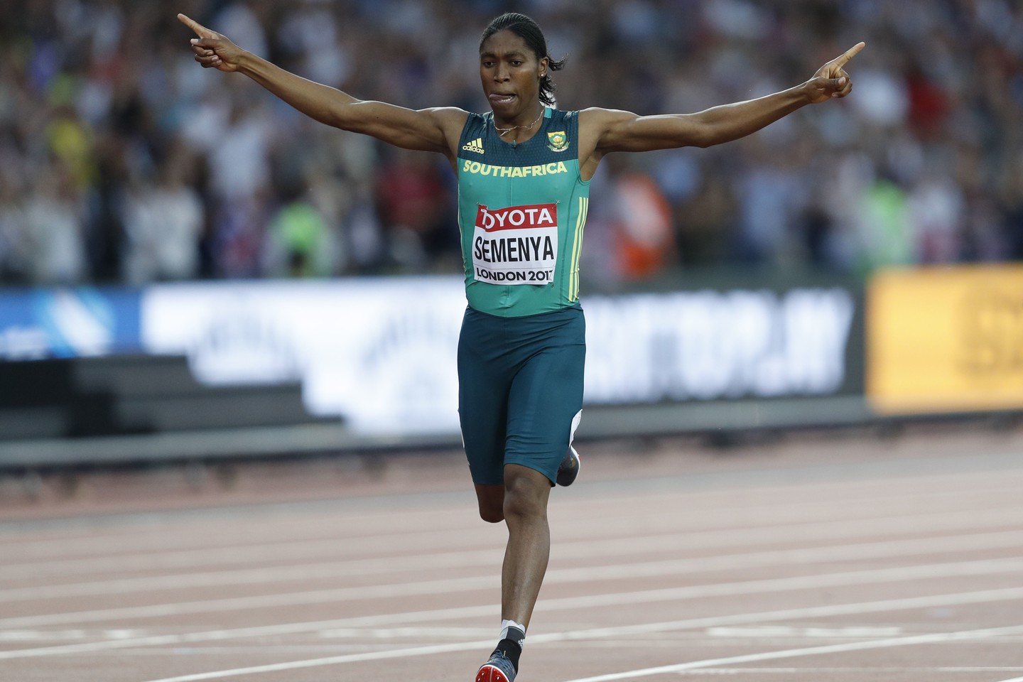  Caster Semenya triumfavo 800m bėgime<br> AFP/Scanpix nuotr.