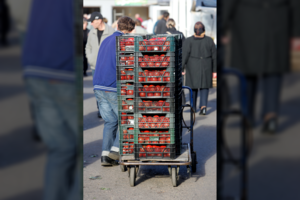 Emigrantas papasakojo, už kokį darbą uždirba daugiau nei miesto meras 