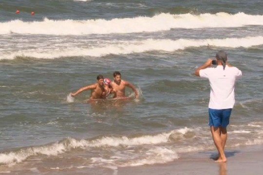 Kol gelbėtojai rungėsi dėl geriausiųjų vardo, paplūdimiuose skendo žmonės