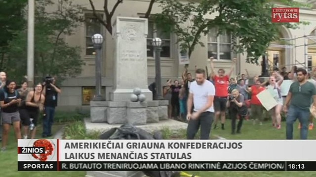 Amerikiečiai griauna konfederacijos laikus menančias statulas