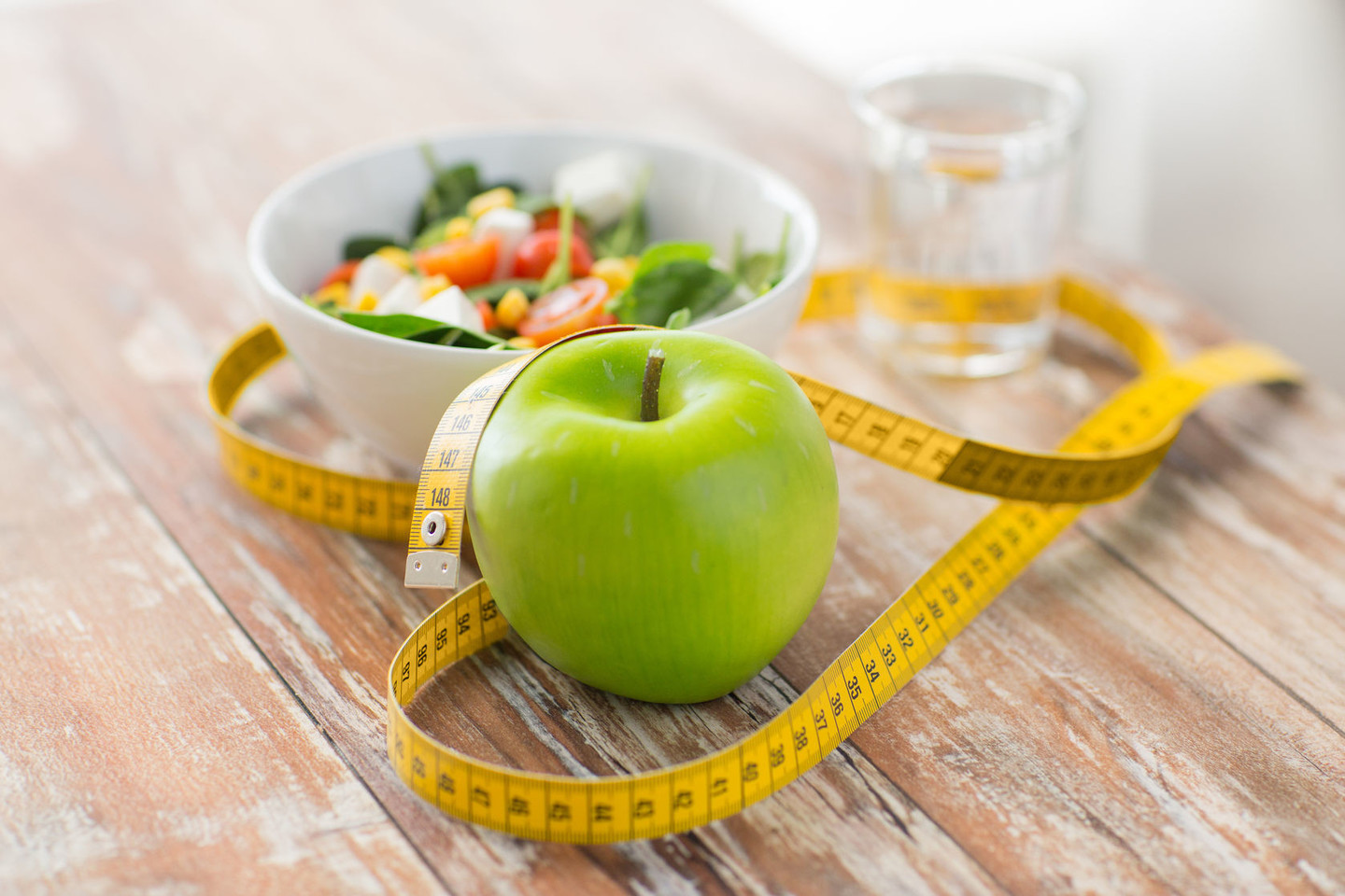  Fruitariška dieta gali sukelti daugybę sveikatos problemų.<br> 123rf.com