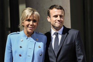Brigitte Macron imsis neformalaus pirmosios ponios vaidmens