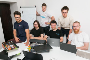 Šešių jaunų lietuvių kūrinys sužavėjo pasaulį: bandys iš to pragyventi