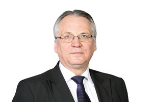 Mečys Laurinkus. Informaciniame kare perkaito galvos