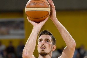 Pasiruošimas Europos čempionatui: prancūzai vėl triuškino, rusai nusileido serbams