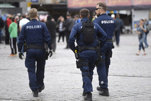 Išpuolį Suomijoje įvykdęs užpuolikas galėjo būti radikalizuotas, sako žvalgybos agentūra