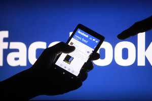 Kaip terorizmas paveikė „Facebook“: pakoregavo vieną funkciją
