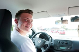 Specialistas patarė, kaip atvykę į didmiesčius jauni vairuotojai gali išgyventi rugsėjį