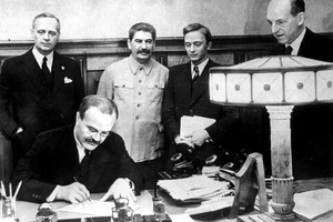 Iš Vokietijos archyvų gautos Molotovo-Ribbentropo pakto kopijos