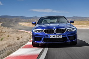 BMW pristatė naująjį M5 su nematyta technologija