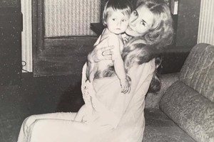 Violeta Repčenkaitė pasidalijo išskirtiniu vaikystės kadru