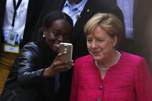 Angela Merkel nesigaili: vėl į Vokietiją įleistų milijoną migrantų