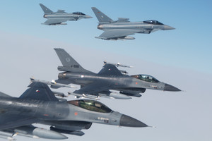 „Zapad“ išvakarėse JAV į Lietuvą pasiuntė septynis naikintuvus