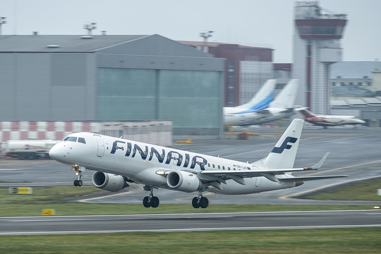 Lauks turistų – oro uostai parama pamaitins skrydžius į Helsinkį ir Sankt Peterburgą