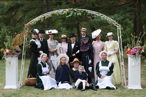 Grafų šeimyna nuskurdo: nebevaikščioja Birutės parke