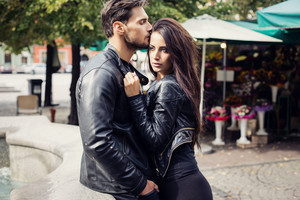 Kai motina pamatė sūnaus išrinktąją, pradėjo melstis: „Visa tai matant kyla noras staugti“ 