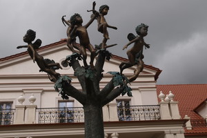 Ilzenbergo dvaras išlydi vasarą: bus ir muzikos, ir sūrių, ir ledų 