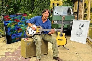 Išgirskite: Vilniuje itin laukiamas Chrisas Rea pristato dainą iš būsimojo albumo