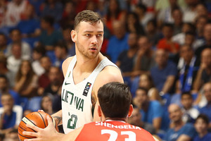 Apie sūnų prabilęs Donatas Motiejūnas atskleidė krepšinio federacijos melą