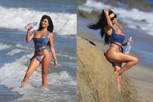 Modelis Melody Melani paplūdimyje pademonstravo nepriekaištingas kūno linijas