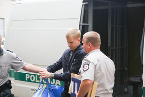 Kraupia žmogžudyste įtariamas 20-metis atskraidintas į Kauną ir suimtas 2 mėnesiams