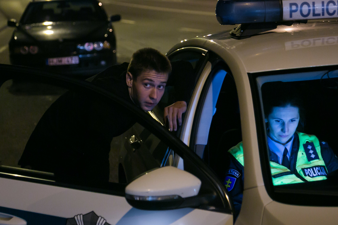 Kelio ženklo nematęs BMW vairuotojas.<br> M.Ambrazo nuotr.
