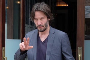 53-ią gimtadienį švenčiančio Keanu Reeveso gyvenimas kupinas tragedijų 
