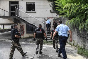 Prancūzijoje dėl devynmetės dingimo per vestuves pagrobimu apkaltintas vienas vyras