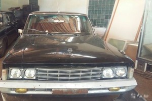 Grobis tarybinės technikos mėgėjams: parduodamas įspūdingas Leonido Brežnevo limuzinas