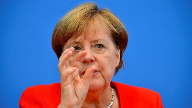 Angela Merkel nemato Turkijos, kaip ES narės