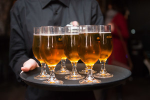 Kol lietuviai apsiperka svetur, aludarius gelbsti Rusija ir gaivieji gėrimai