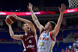 „Eurobasket 2017“ D grupė: kylanti Latvija parklupdė ir Rusiją