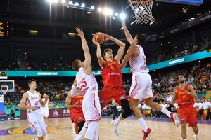 Kroatija patampė ispanų nervus: Europos čempionai laimėjo tik po atkaklios kovos