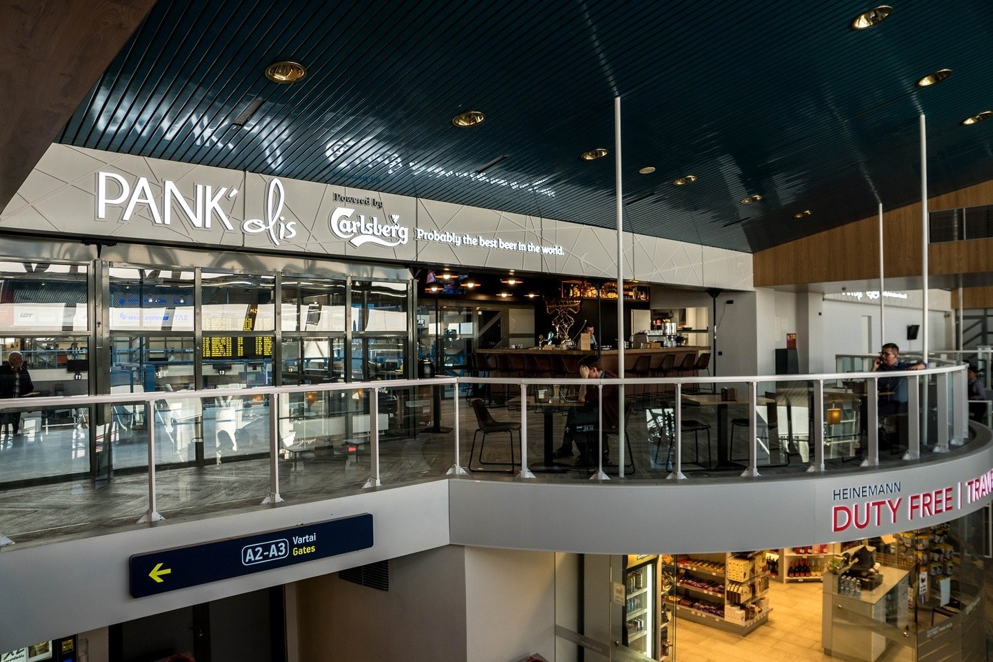 Pasak vieno iš restorano „PANK‘olis“ įkūrėjų Dariaus Latvio, idėja atidaryti restoraną Vilniaus oro uoste su bendraminčiais svarstyta jau seniai.<br> M.Mažono nuotr.