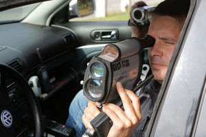 Nebeištvėrė dėl mažų baudų už greitį: laikas tvoti per kišenę