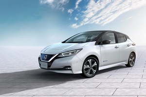 „Nissan“ pristatė antros kartos „Leaf“: elektromobilio duomenys stebina