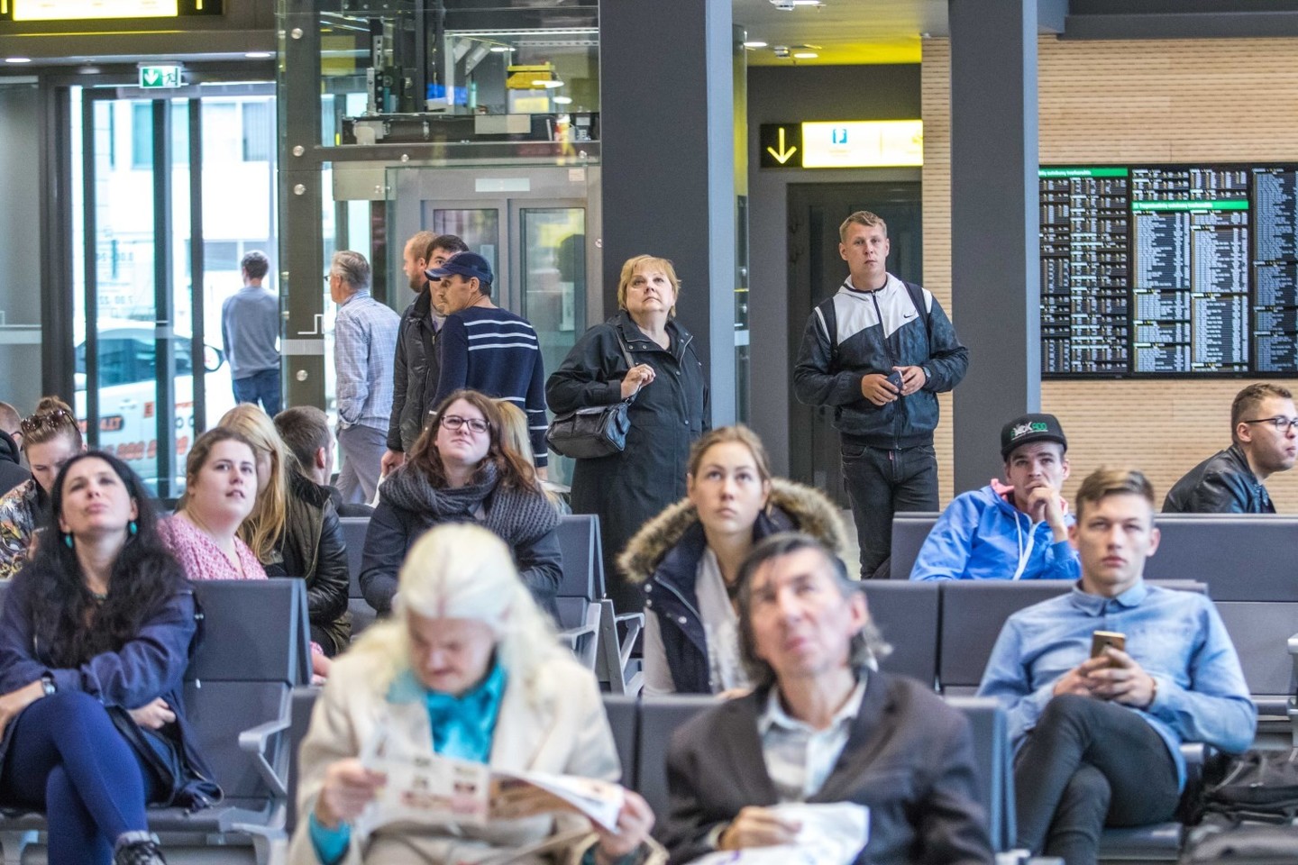 Stebėti rungtynes Kauno autobusų stotyje gali kiekvienas norintis.