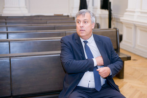 Dėl piketo prie prokuroro namų politikai atsidūrė teisme