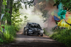 Benediktas Vanagas taikosi į tarptautinio ralio apdovanojimą