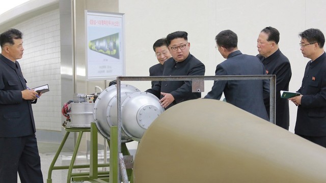 Šiaurės Korėja galimai ruošiasi dar vienam raketos bandymui