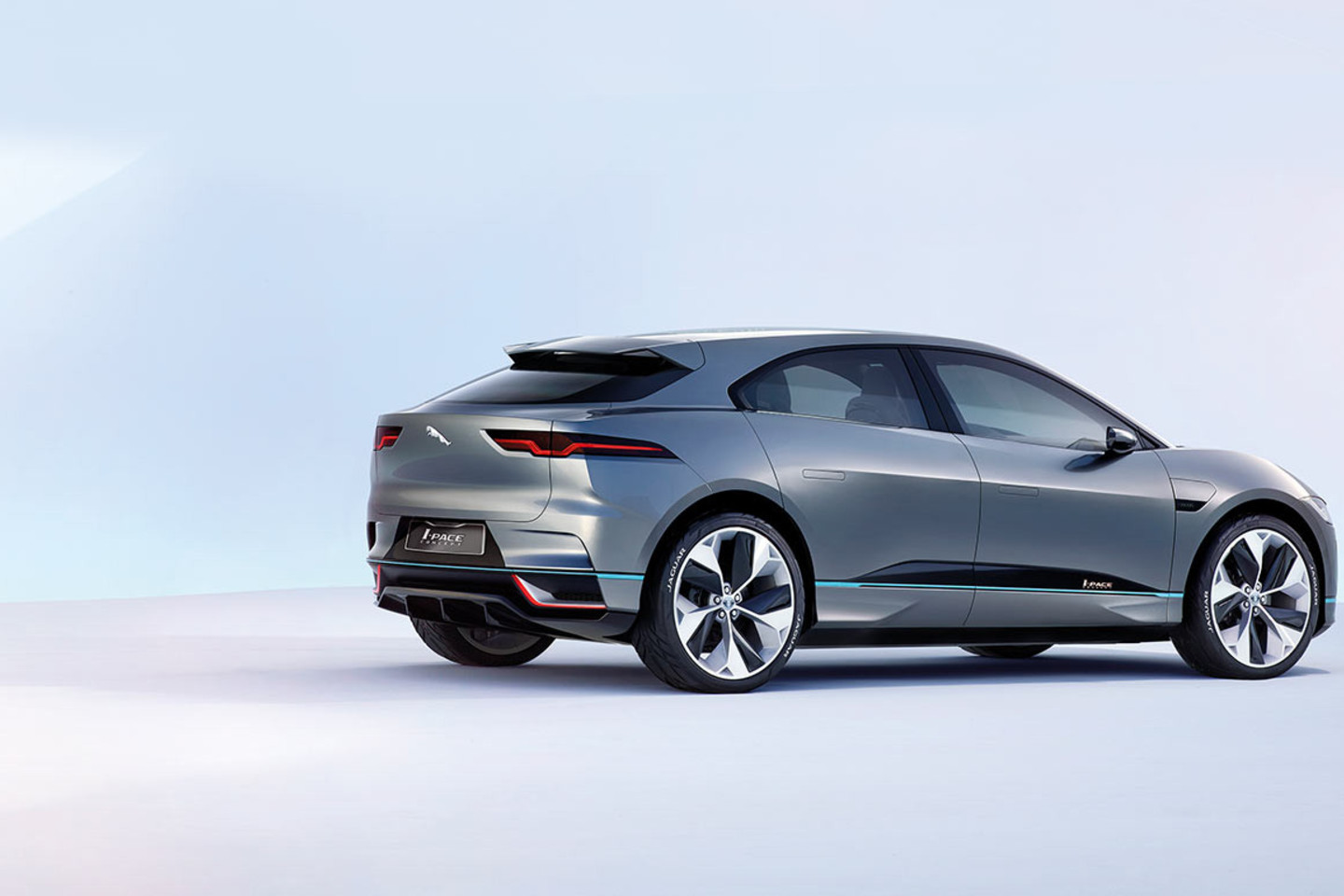  Aukščiausio įvertinimo šiemet sulaukė automobilis „Jaguar I-Pace Concept“. <br> Gamintojo nuotr.
