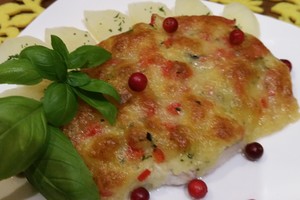 Superinis vištienos kepsnys. Paragavę neatspės, kas slypi po sūrio patalu