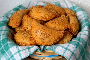 Maži pyragėliai su grybais – gardus lauknešėlis į darbą ar mokyklą  